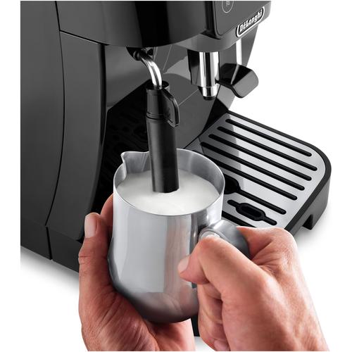 Кафеавтомат De’Longhi Magnifica Start Ecam 220.21.GB, 1,8л, 15 бара, 5 вида напитки, 1450W, Черен/Сив Кафеавтомат De’Longhi Magnifica Start Ecam 220.21.GB, 1,8л, 15 бара, 5 вида напитки, 1450W, Черен/Сив