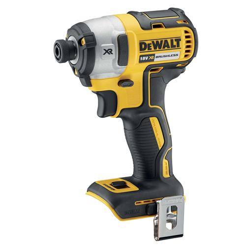 Комплект 7 инструмента DeWALT DCK755P3T, 18V XR, Безчетков, Бормашина DCD796, Отвертка DCF887, Перфоратор DCH273, Ъглошлайф DCG405, Циркуляр DCS570, Осцилиращ трион DCS355, Пробивен трион DCS334, 3x 5 Ah батерии, Куфари TSTAK