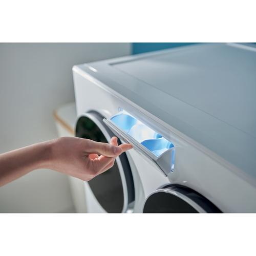 Пералня Candy MultiWash MQD 410CBL9-S, 3 барабана, 10+1+1кг, 1400 об/мин, Клас A, Автоматично дозиране, UV антимикробна стерилизация, AI, Бял Пералня Candy MultiWash MQD 410CBL9-S, 3 барабана, 10+1+1кг, 1400 об/мин, Клас A, Автоматично дозиране, UV антимикробна стерилизация, AI, Бял